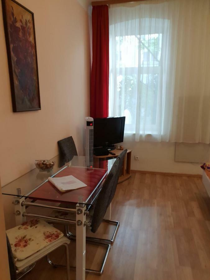 Ferienwohnungen Stella Bécs Kültér fotó